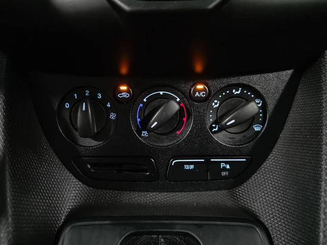 Photo of 2018 Frozen White Ford Transit Connect