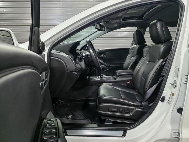 Photo of 2018 White Diamond Pearl Acura RDX
