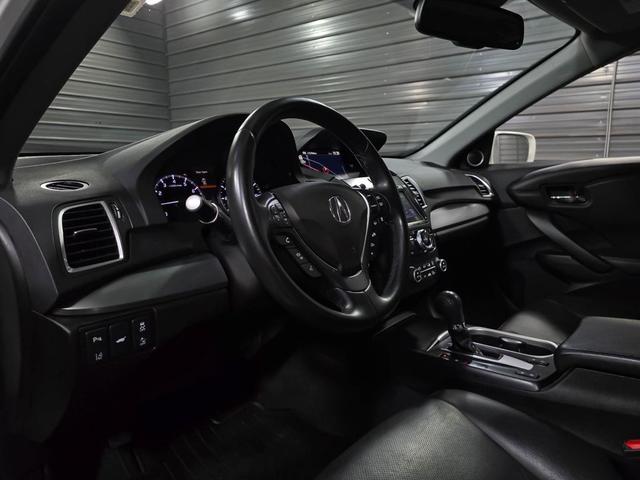 Photo of 2018 White Diamond Pearl Acura RDX