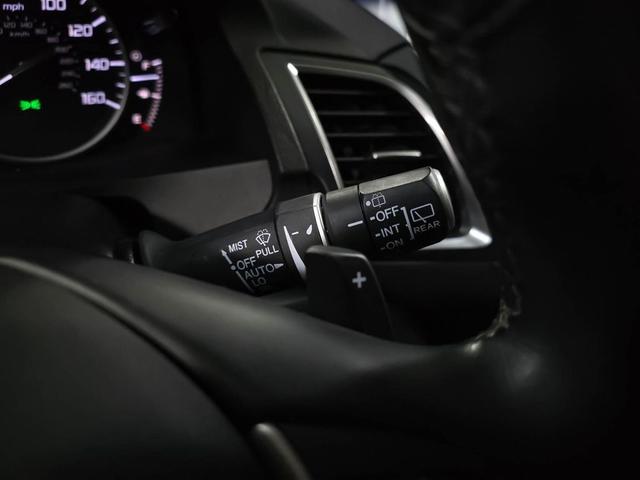Photo of 2018 White Diamond Pearl Acura RDX