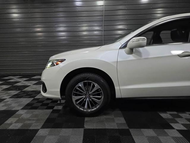 Photo of 2018 White Diamond Pearl Acura RDX