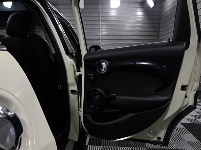 Photo of 2018 Pepper White MINI Hardtop