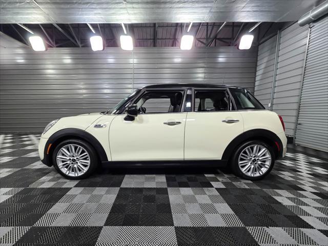 Photo of 2018 Pepper White MINI Hardtop