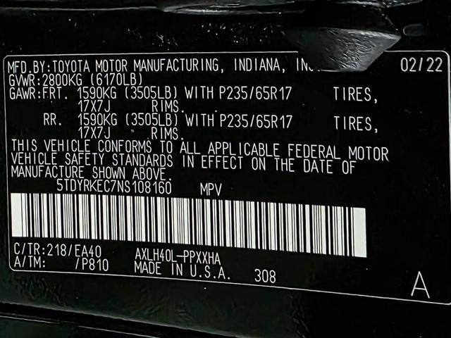 Photo of 2022 Midnight Black Metallic Toyota Sienna
