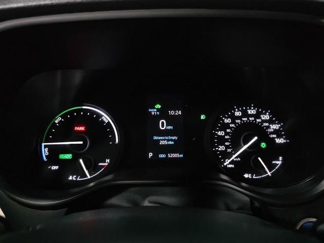 Photo of 2022 Midnight Black Metallic Toyota Sienna