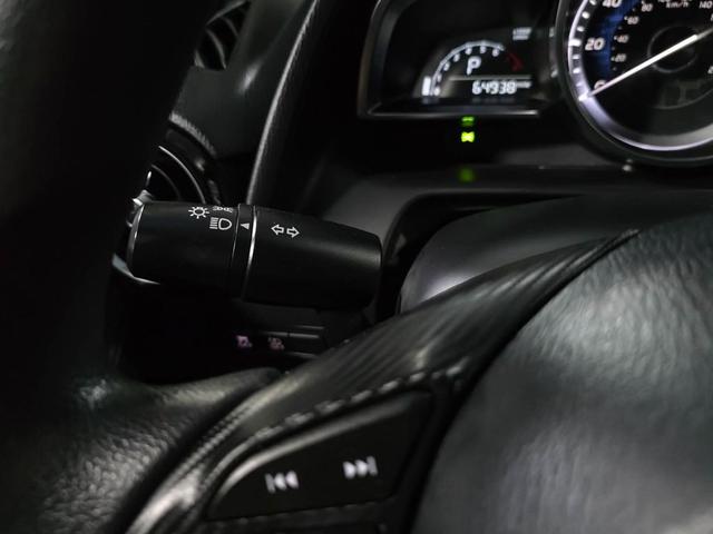 Photo of 2018 Sapphire Toyota Yaris iA