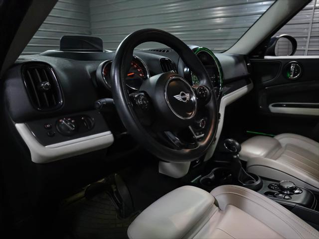 Photo of 2018 MINI Yours Lapisluxury Blue MINI Countryman