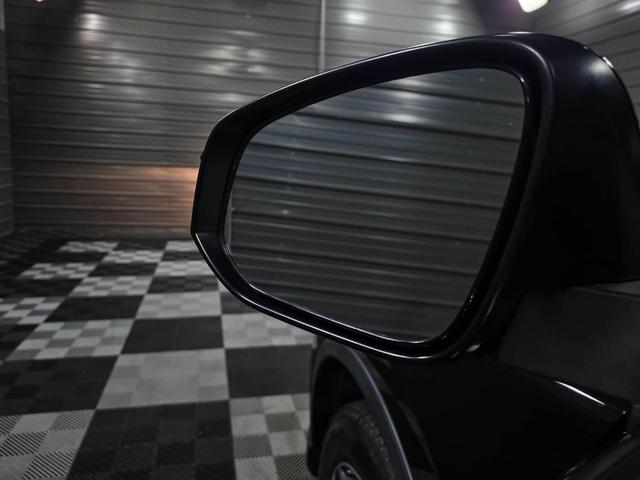 Photo of 2017 Black Toyota RAV4