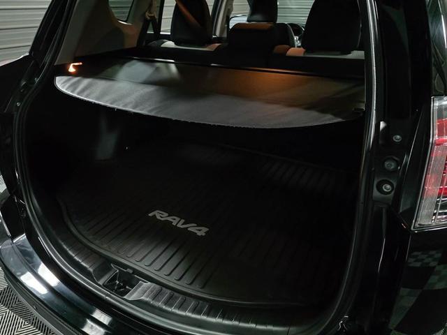 Photo of 2017 Black Toyota RAV4