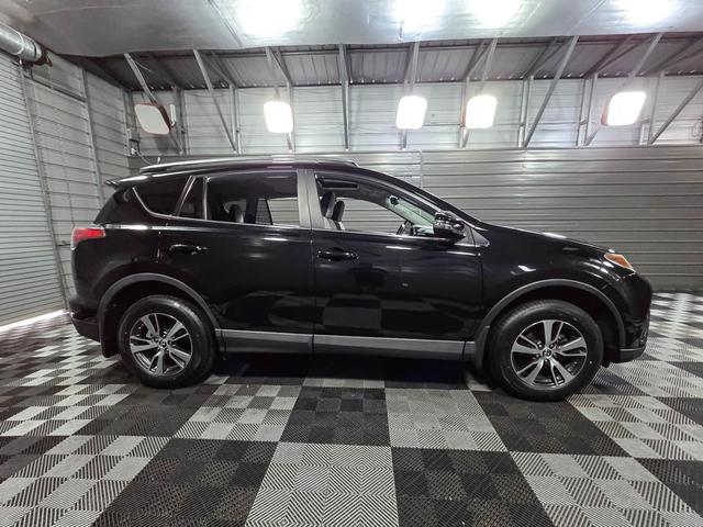 Photo of 2017 Black Toyota RAV4