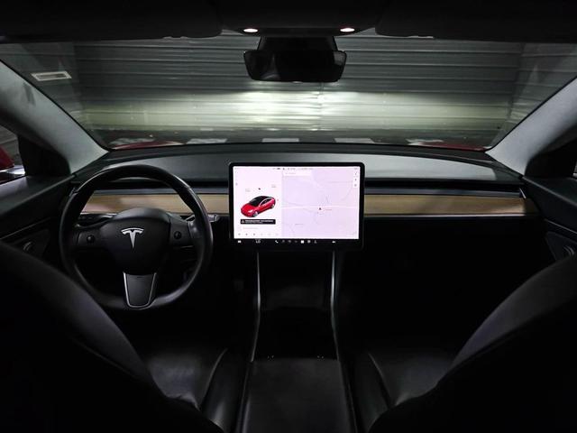 Photo of 2020 Red Multi-Coat Tesla Model 3