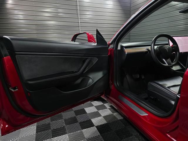 Photo of 2020 Red Multi-Coat Tesla Model 3