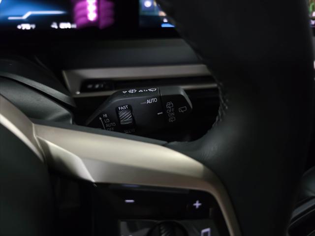 Photo of 2024 Dark Graphite Metallic BMW iX
