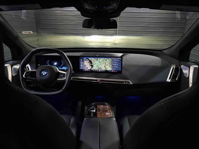 Photo of 2024 Dark Graphite Metallic BMW iX