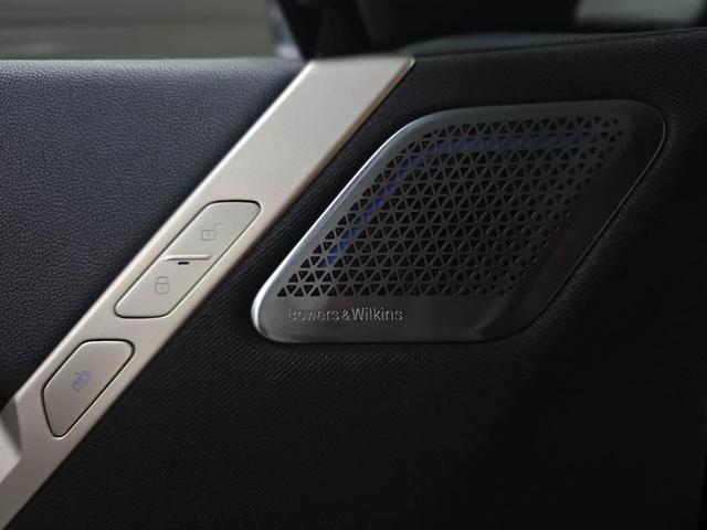 Photo of 2024 Dark Graphite Metallic BMW iX