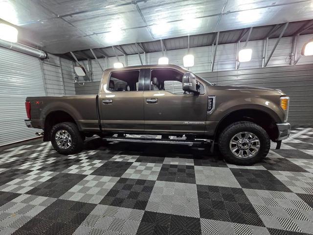 Photo of 2017 Caribou Metallic Ford F-350