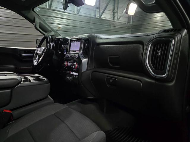 Photo of 2021 Pacific Blue Metallic GMC Sierra 1500