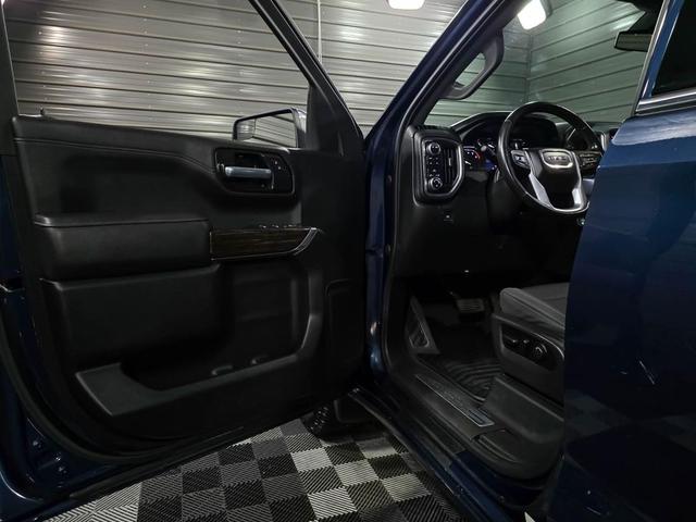 Photo of 2021 Pacific Blue Metallic GMC Sierra 1500