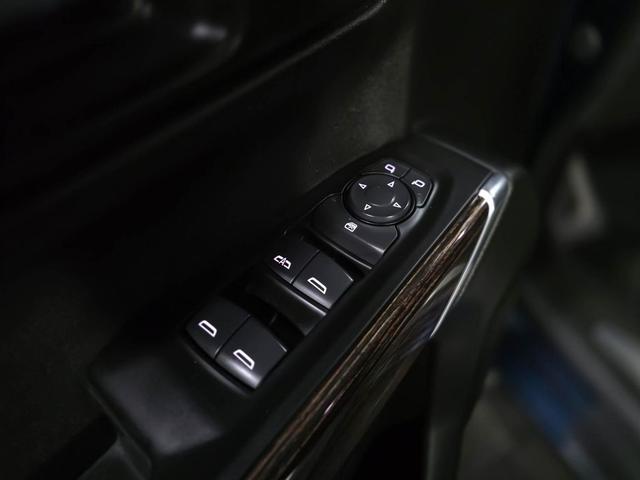 Photo of 2021 Pacific Blue Metallic GMC Sierra 1500
