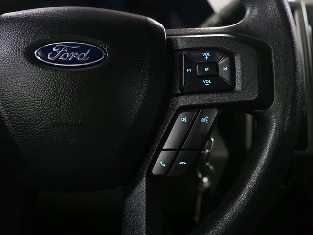Photo of 2021 Oxford White Ford F-250