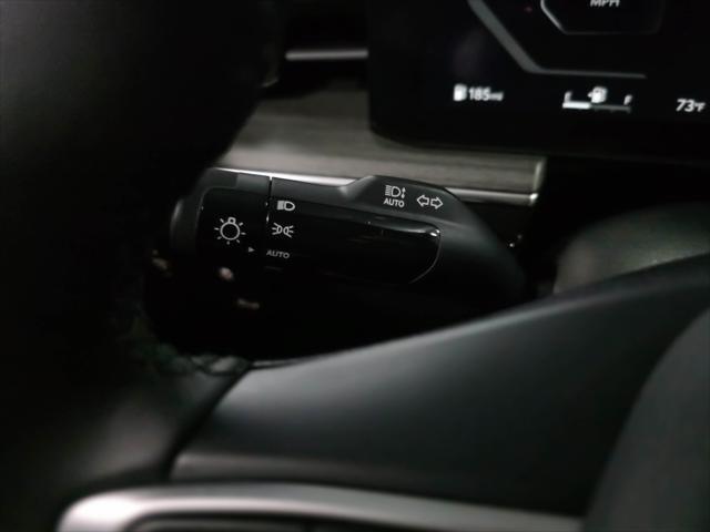 Photo of 2025 Runway Red Kia K5