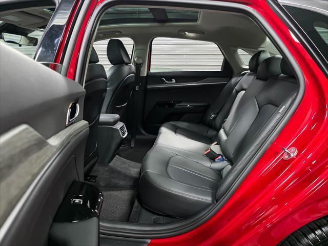 Photo of 2025 Runway Red Kia K5