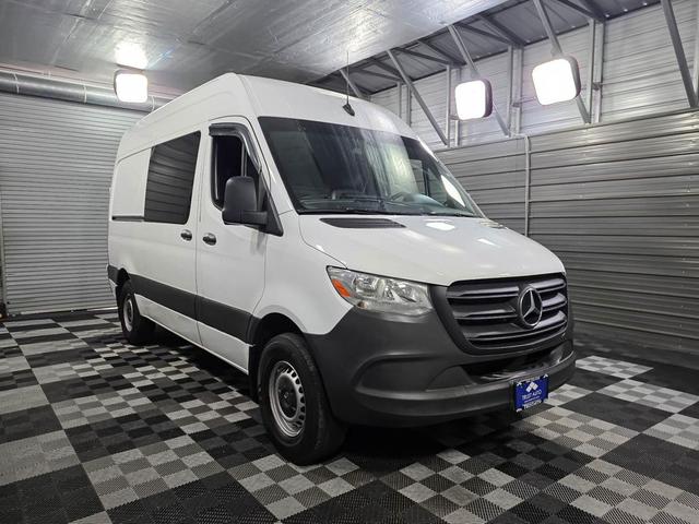 Photo of 2019 Arctic White Mercedes-Benz Sprinter 2500