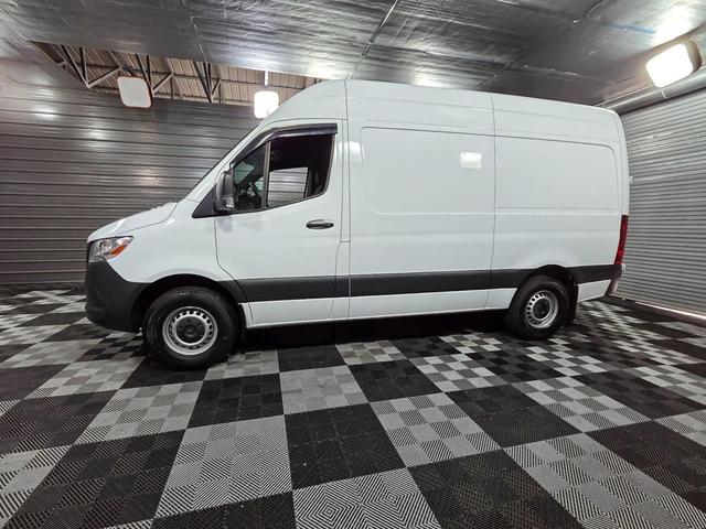 Photo of 2019 Arctic White Mercedes-Benz Sprinter 2500
