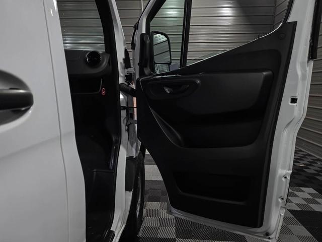 Photo of 2019 Arctic White Mercedes-Benz Sprinter 2500