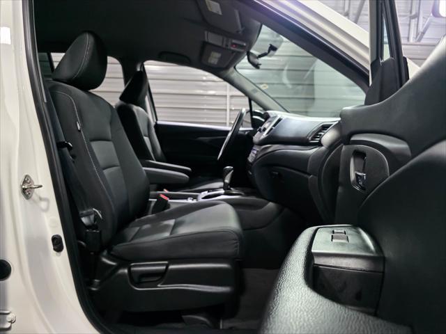 Photo of 2019 White Diamond Pearl Honda Ridgeline
