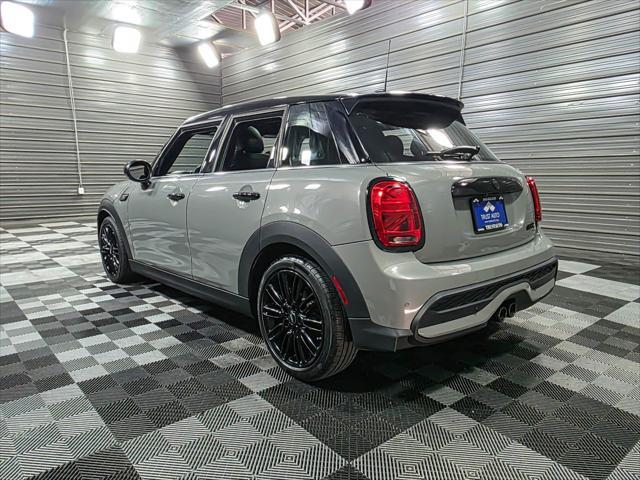 Photo of 2022 White Silver Metallic MINI Hardtop