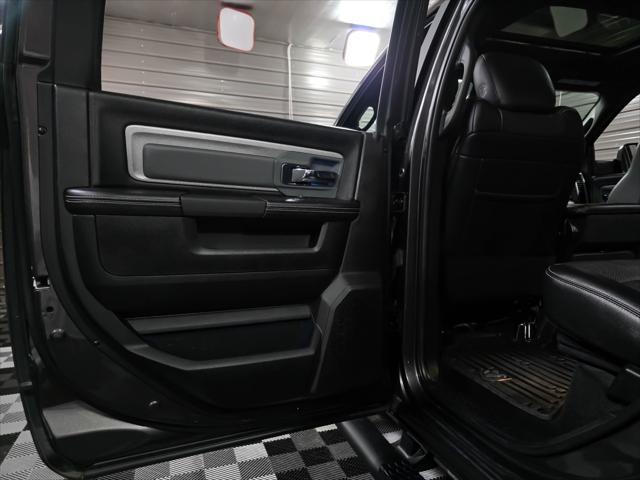Photo of 2017 Granite Crystal Metallic Clearcoat RAM 2500