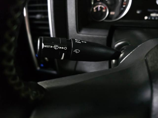 Photo of 2017 Granite Crystal Metallic Clearcoat RAM 2500