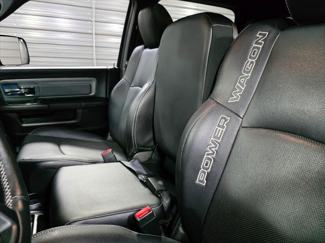 Photo of 2017 Granite Crystal Metallic Clearcoat RAM 2500