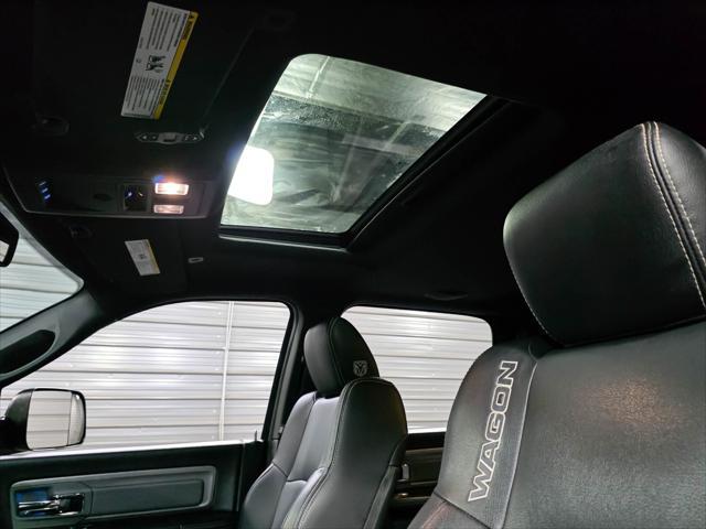 Photo of 2017 Granite Crystal Metallic Clearcoat RAM 2500