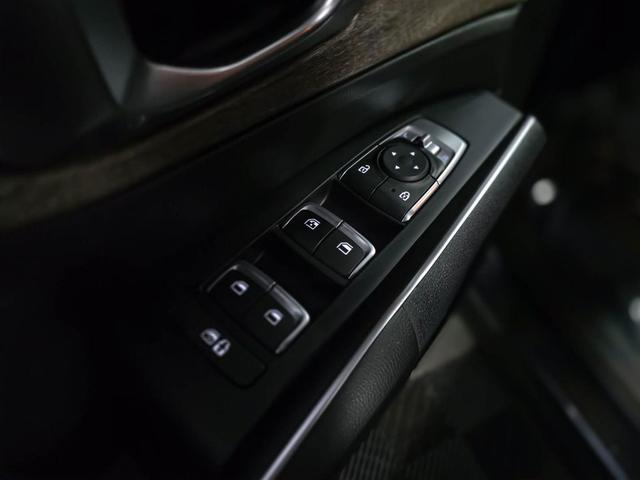 Photo of 2022 Gravity Grey Kia Sorento