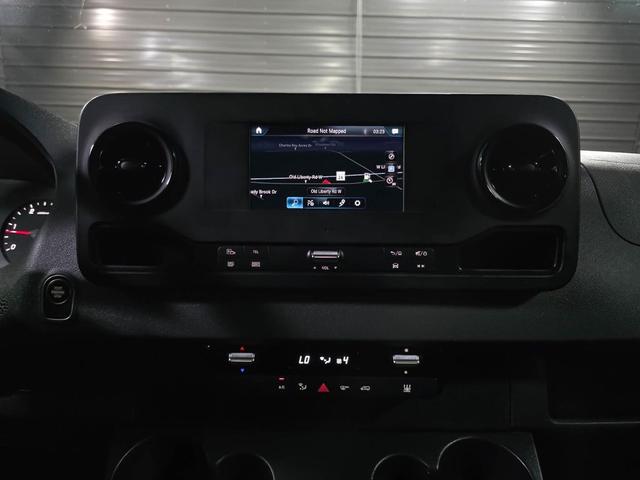 Photo of 2020 Arctic White Mercedes-Benz Sprinter 2500