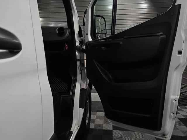 Photo of 2020 Arctic White Mercedes-Benz Sprinter 2500