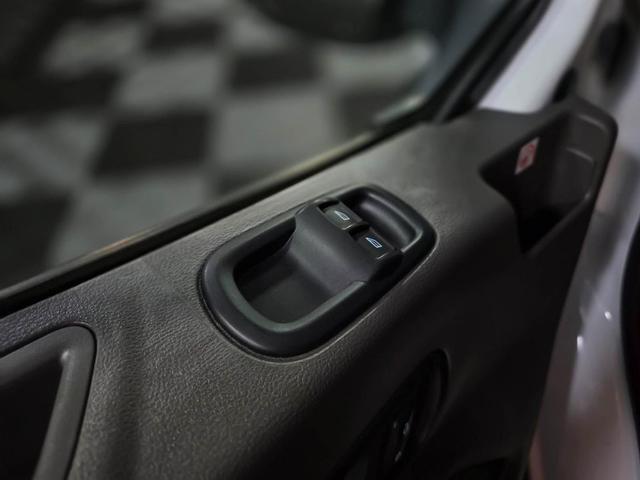 Photo of 2020 Oxford White Ford Transit-250