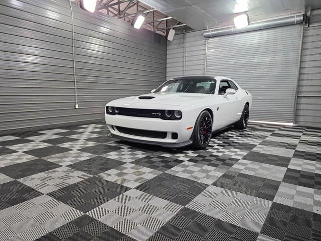 Photo of 2020 White Knuckle Clearcoat Dodge Challenger