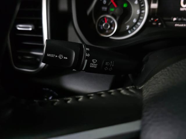 Photo of 2022 Diamond Black Crystal Pearlcoat RAM 1500