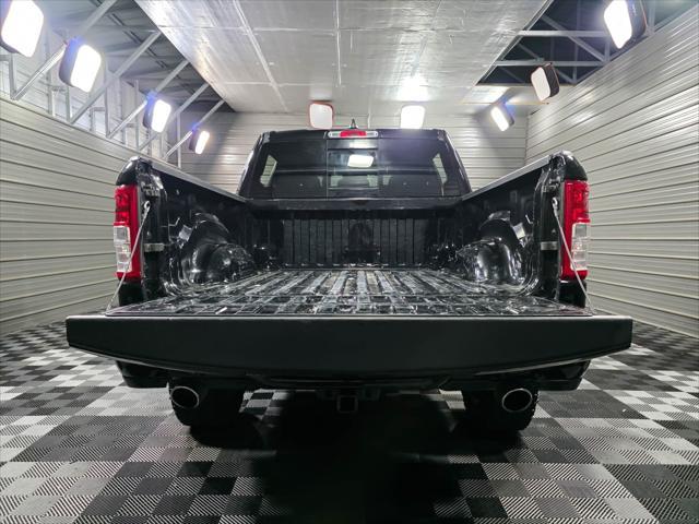 Photo of 2022 Diamond Black Crystal Pearlcoat RAM 1500