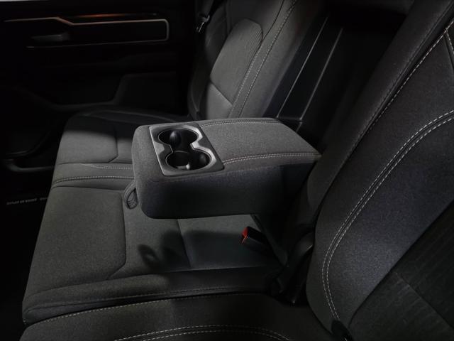Photo of 2022 Diamond Black Crystal Pearlcoat RAM 1500