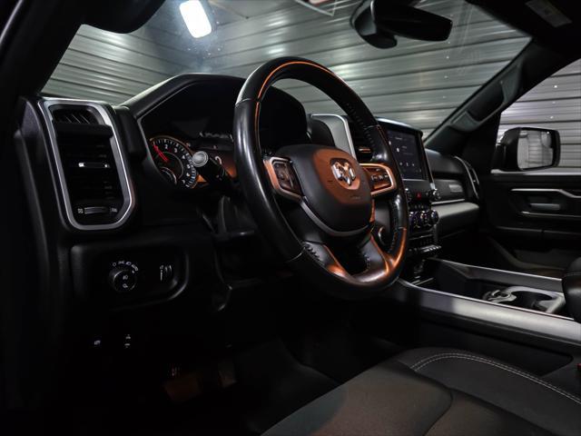 Photo of 2022 Diamond Black Crystal Pearlcoat RAM 1500