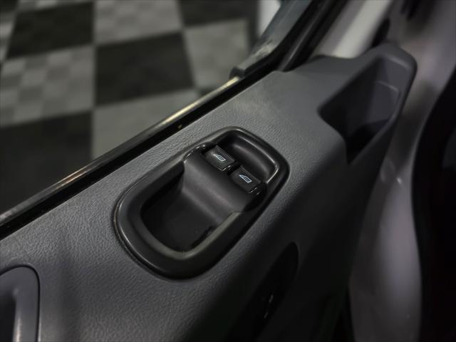 Photo of 2019 Oxford White Ford Transit-250