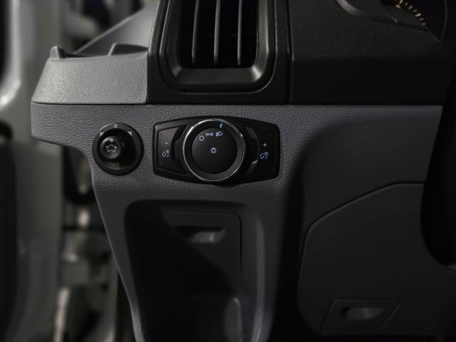 Photo of 2019 Oxford White Ford Transit-250