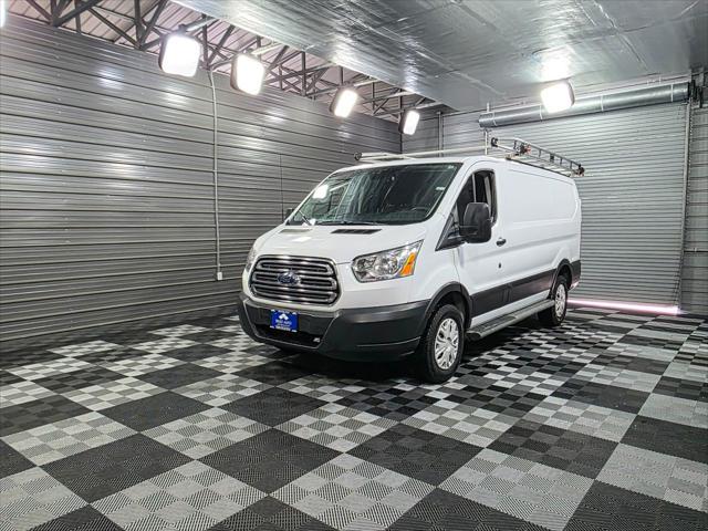 Photo of 2019 Oxford White Ford Transit-250