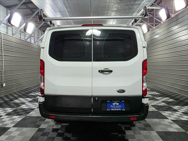 Photo of 2019 Oxford White Ford Transit-250