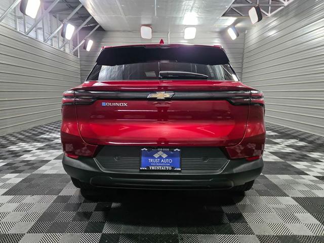 Photo of 2025 Riptide Blue Metallic Chevrolet Equinox EV