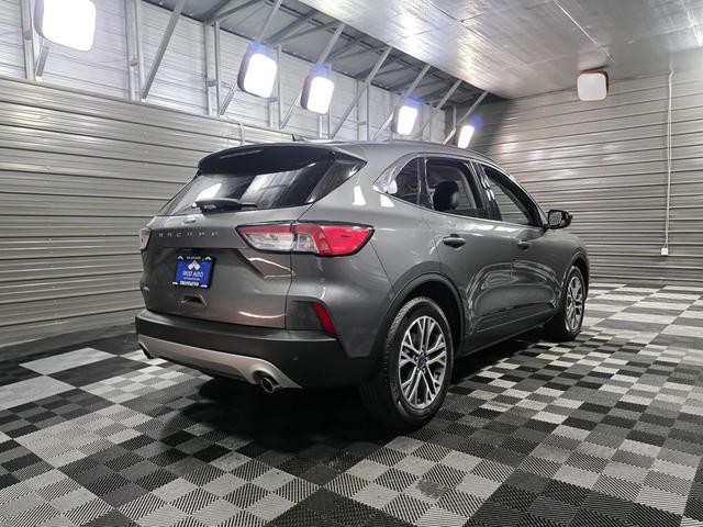 Photo of 2021 Carbonized Gray Metallic Ford Escape